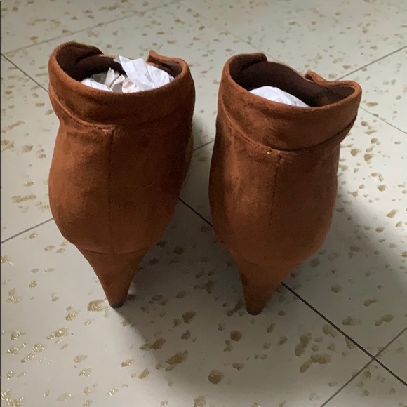 Calling the Shots Ankle Bootie - Picture 4 of 5